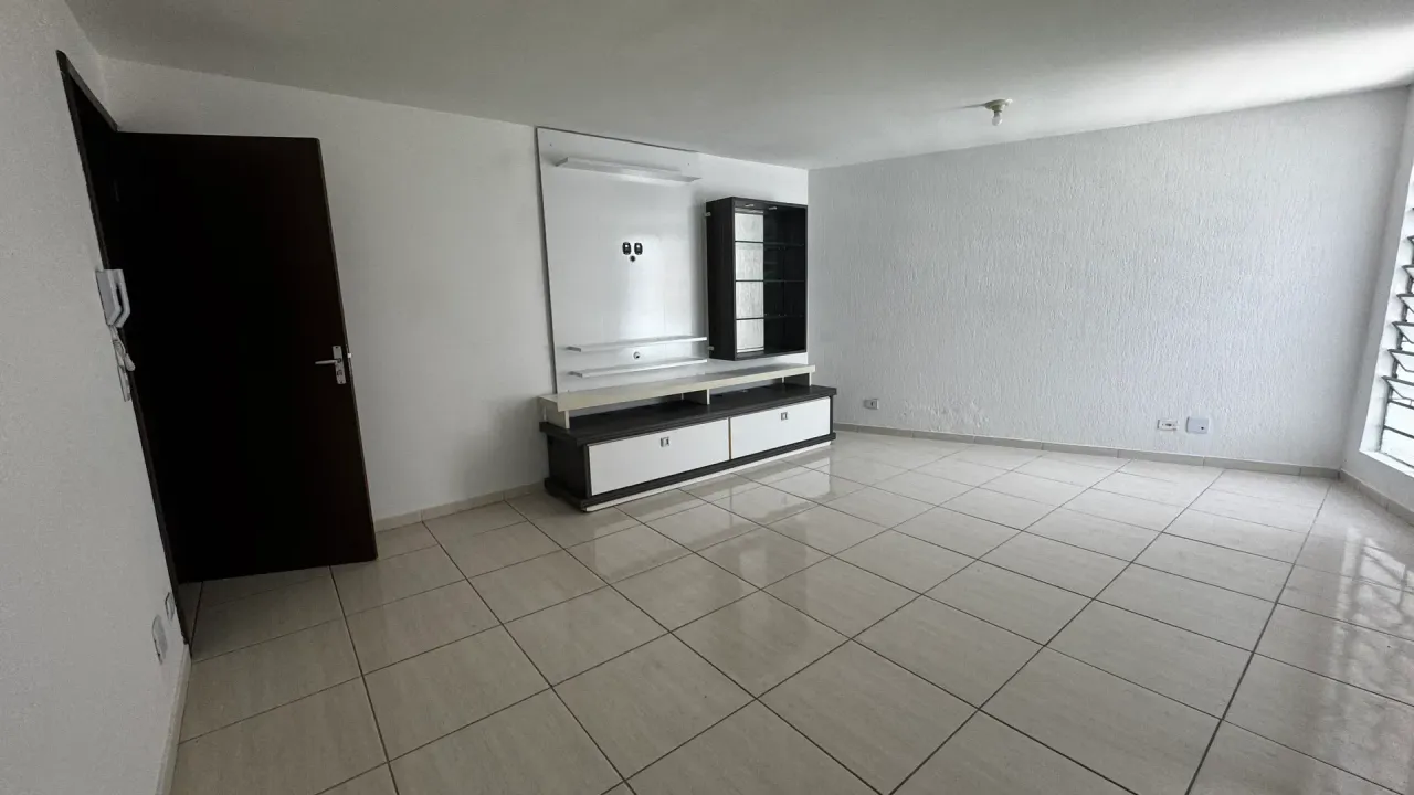 Apartamento sin muebles de 3 habitaciones y mascotas — photo 3
