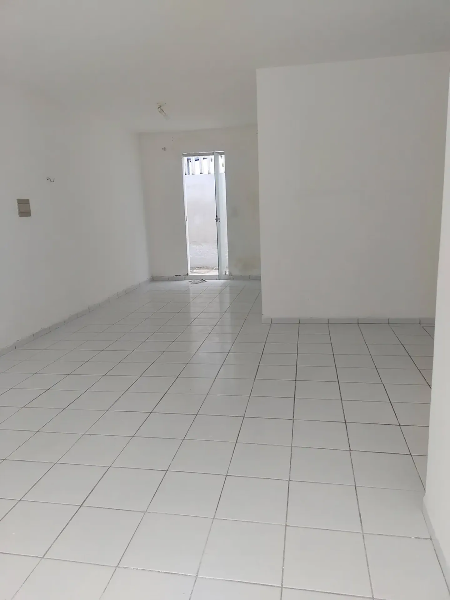 Вид на воду та 3 спальні: квартира 102 м² — photo 4