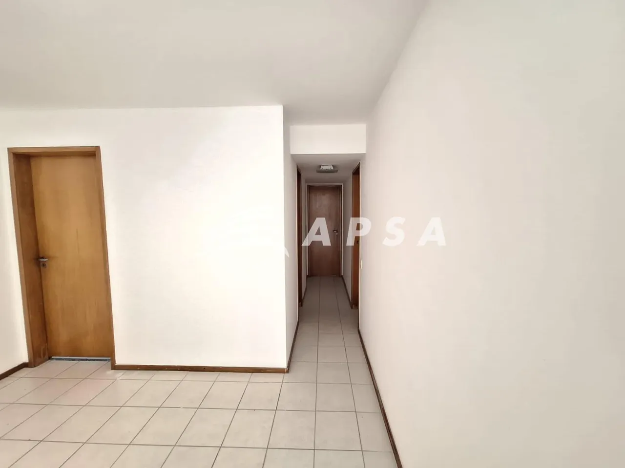 Unfurnished apartment with 2 bedrooms and home office — photo 16