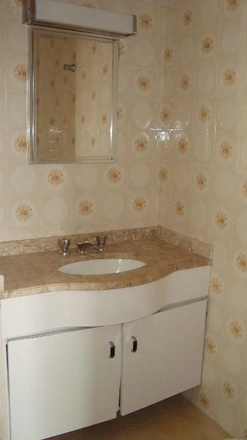 Apartment, 74 m², with wood or laminate floors — photo 14