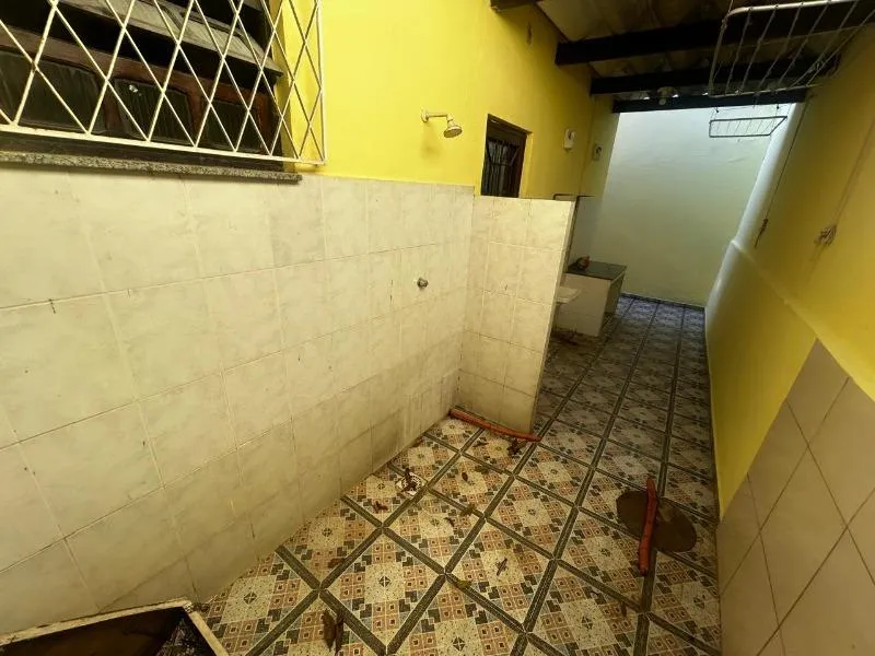 Casa com 3 dormitórios, 1 banheiro e cozinha fechada — photo 19