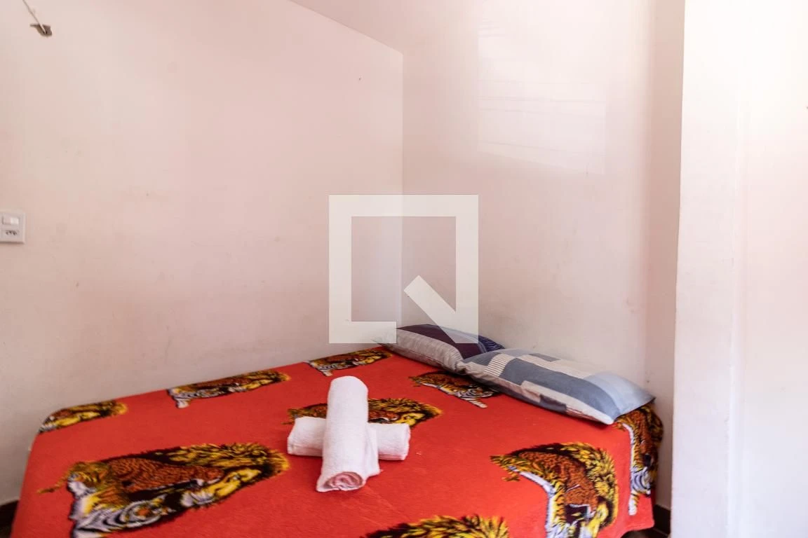 Furnished 2-bedroom apartment with 1 bathroom no parking — photo 9