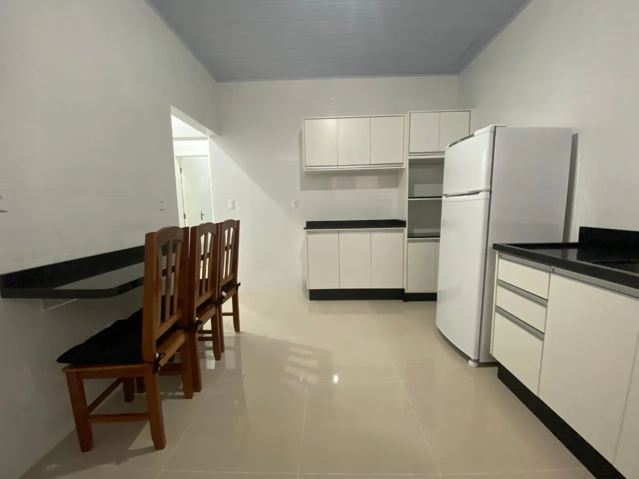1-bedroom apartment with a closed gas kitchen