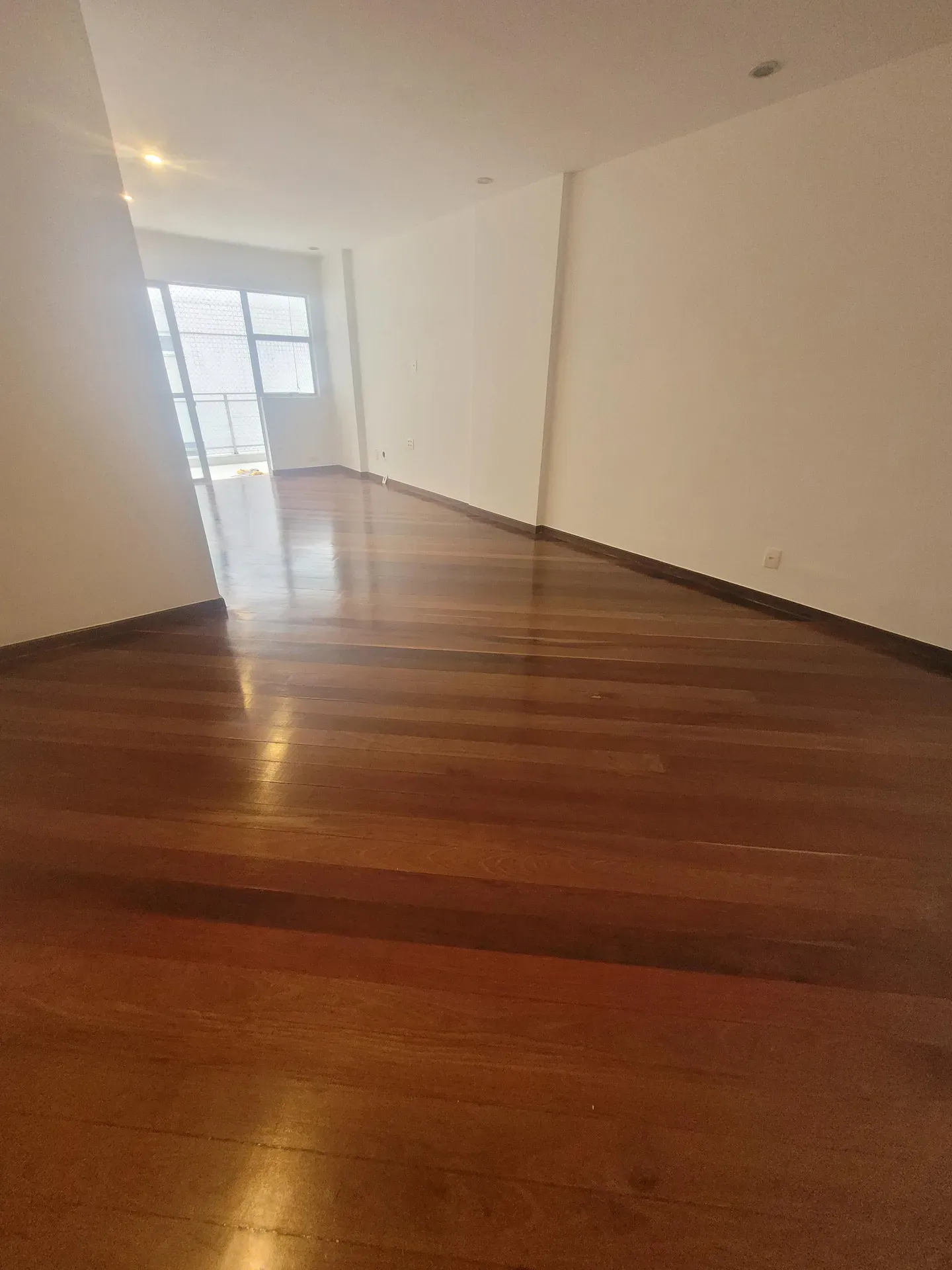 Квартира 106 м² з 2 спальнями та 3 ванними — photo 14