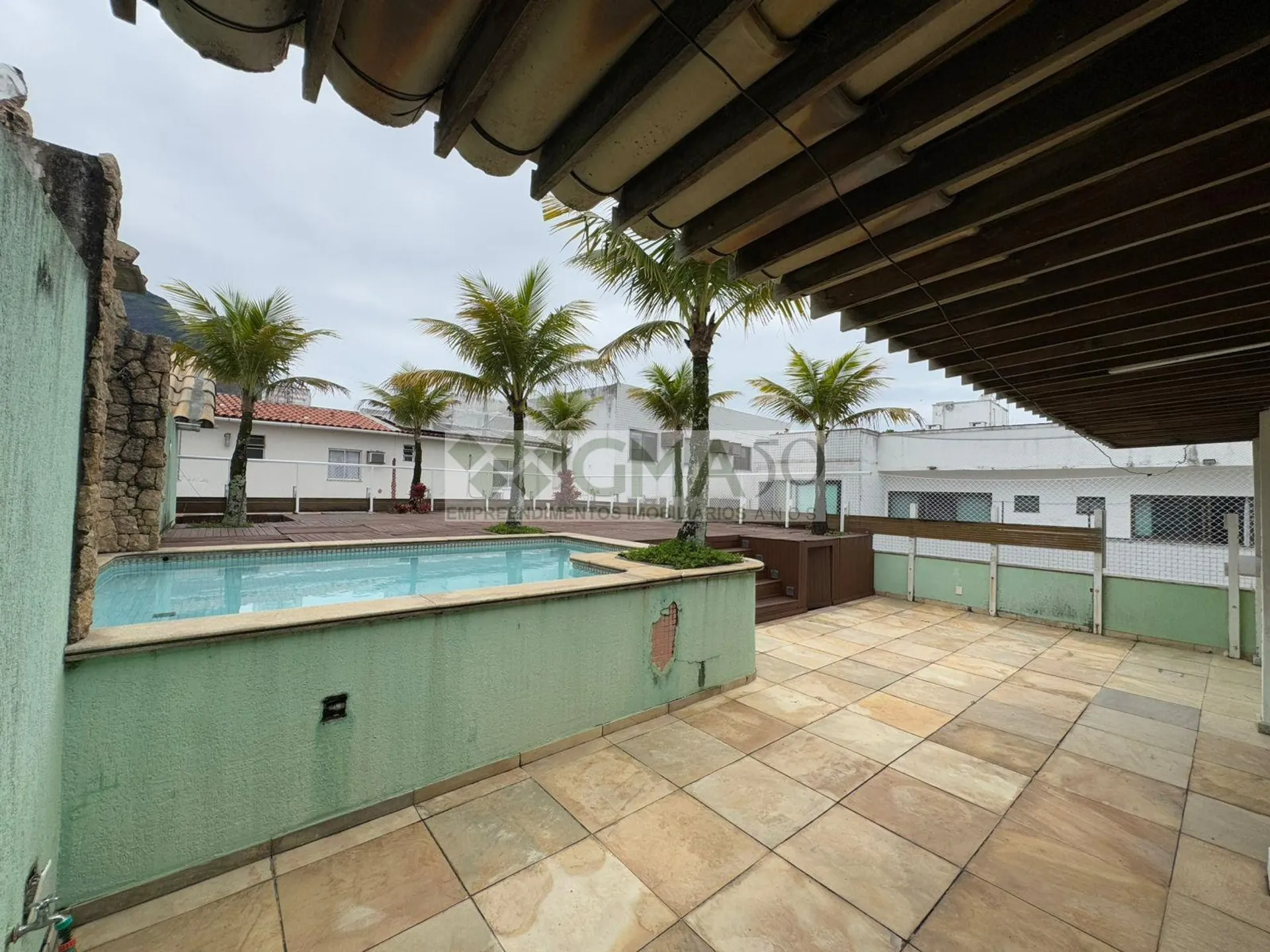 Apartamento com 4 quartos e 4 banheiros, com varanda — photo 33