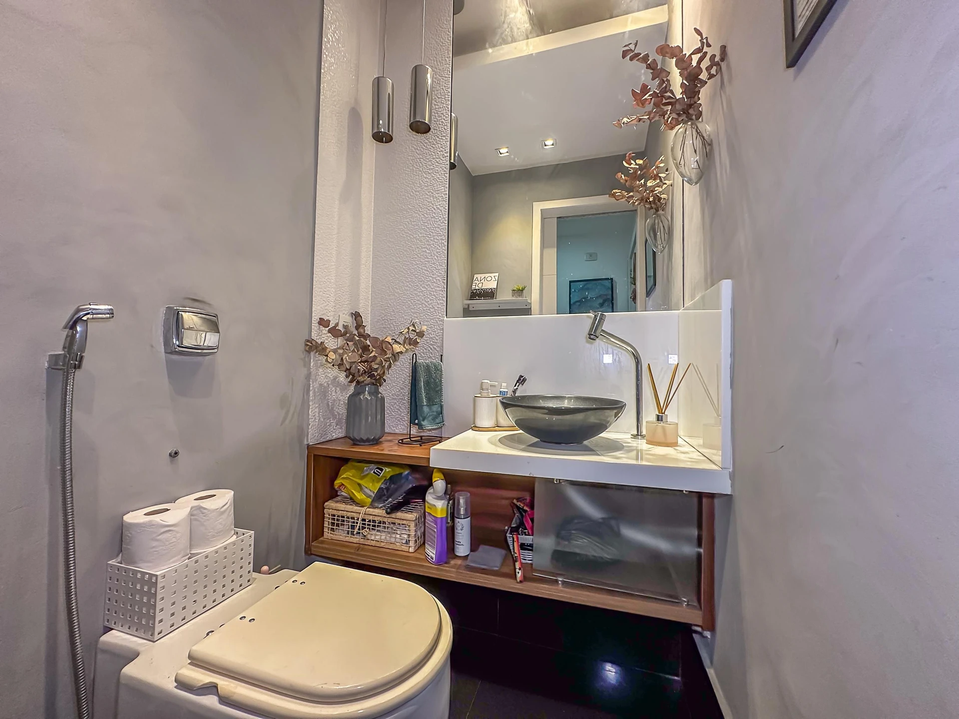 Furnished 2-bedroom apartment with 2 bathrooms — photo 45