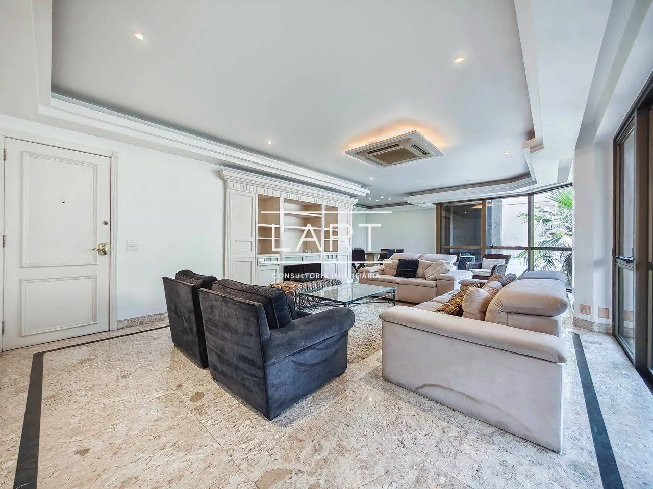 Home office in a 3-bedroom apartment, 191 m² — photo 7