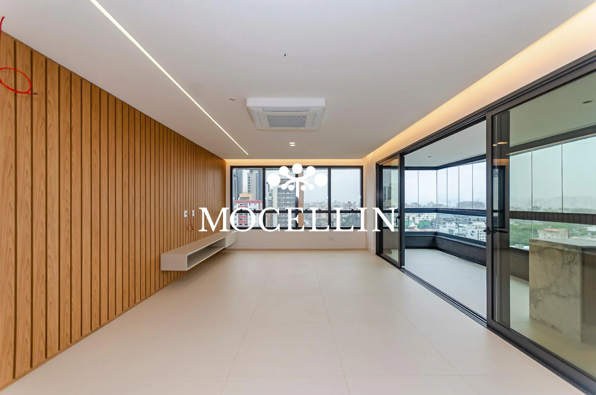 Floor-to-ceiling windows in a 3-bedroom apartment, 242 m² — photo 14