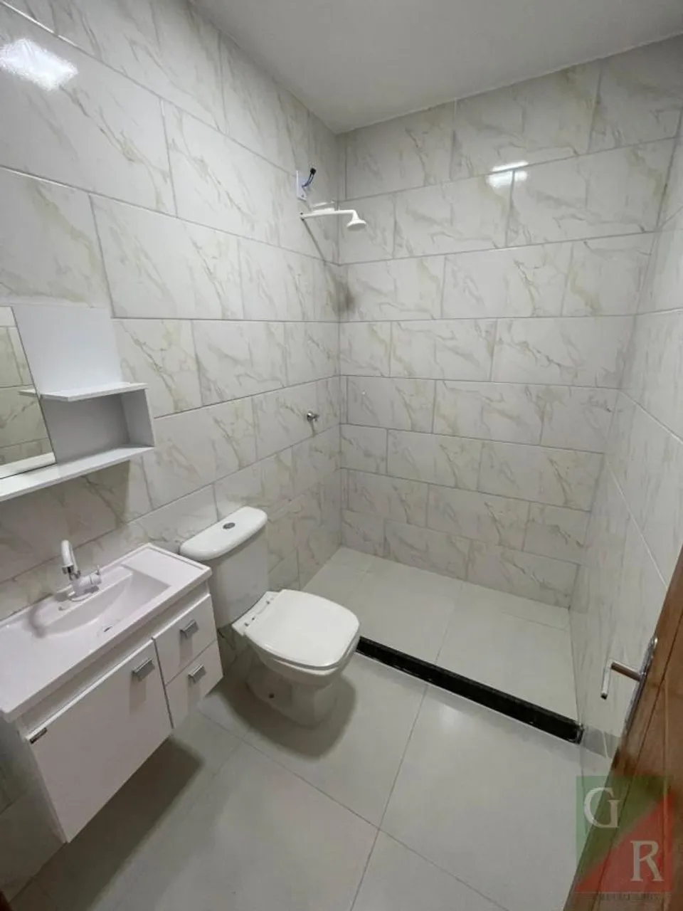 Unfurnished apartment with 2 bedrooms and 1 bathroom — photo 5