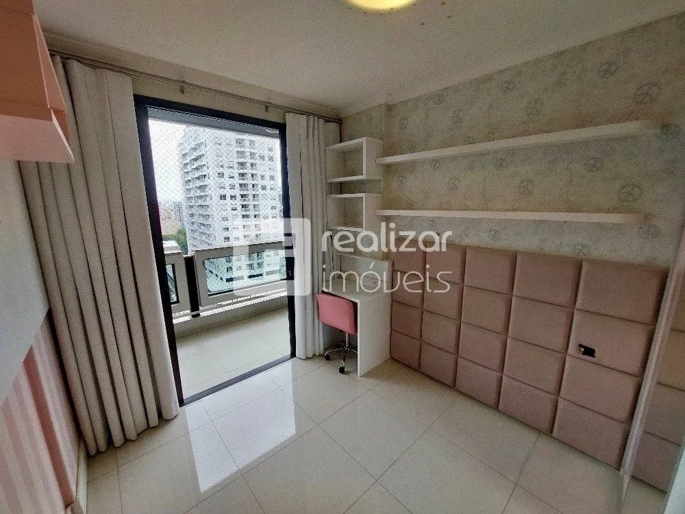 Furnished apartment, 146 m², with a washing machine — photo 14