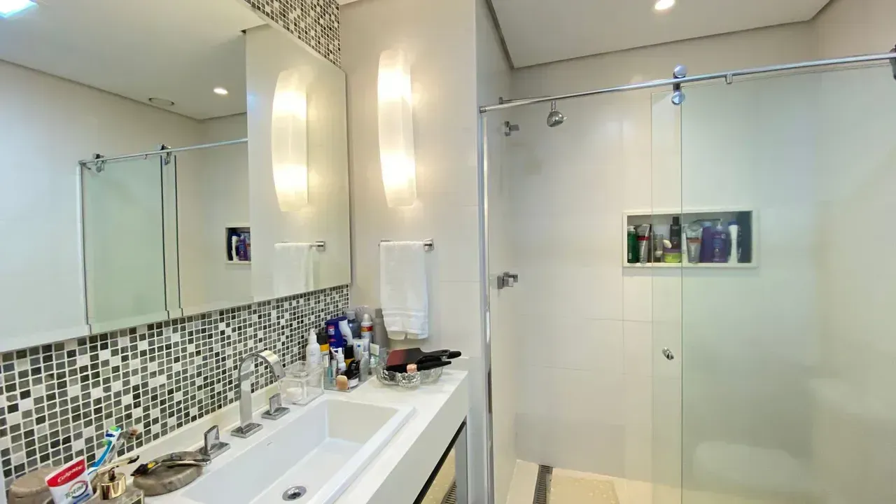 Apartamento de 256 m² com 4 suítes e 5 banheiros — photo 31