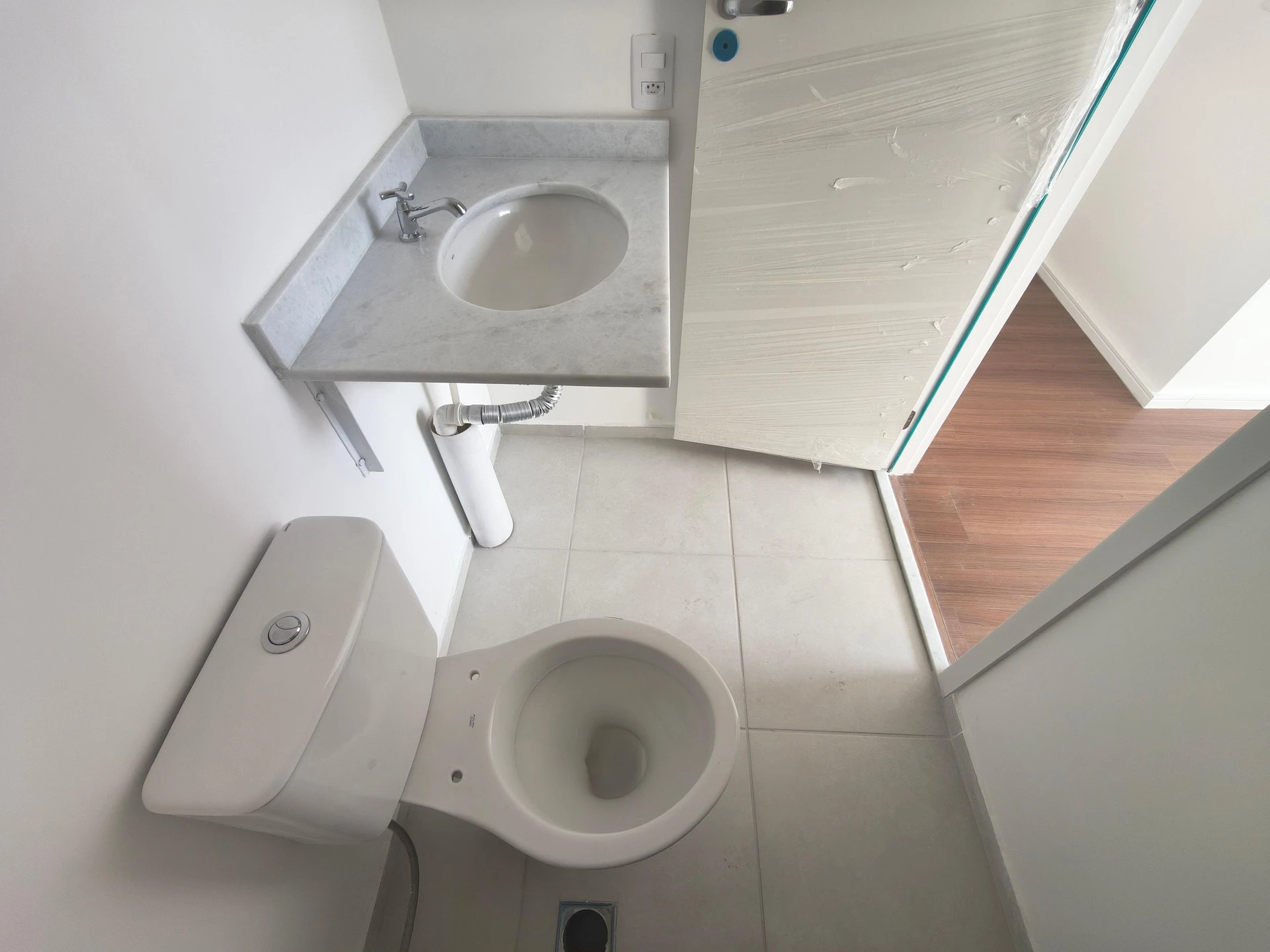 Apartamento de 2 quartos em condomínio com academia — photo 32