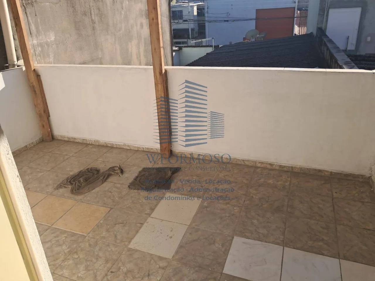 Unfurnished 1-bedroom apartment with balcony, 55 m² — photo 18