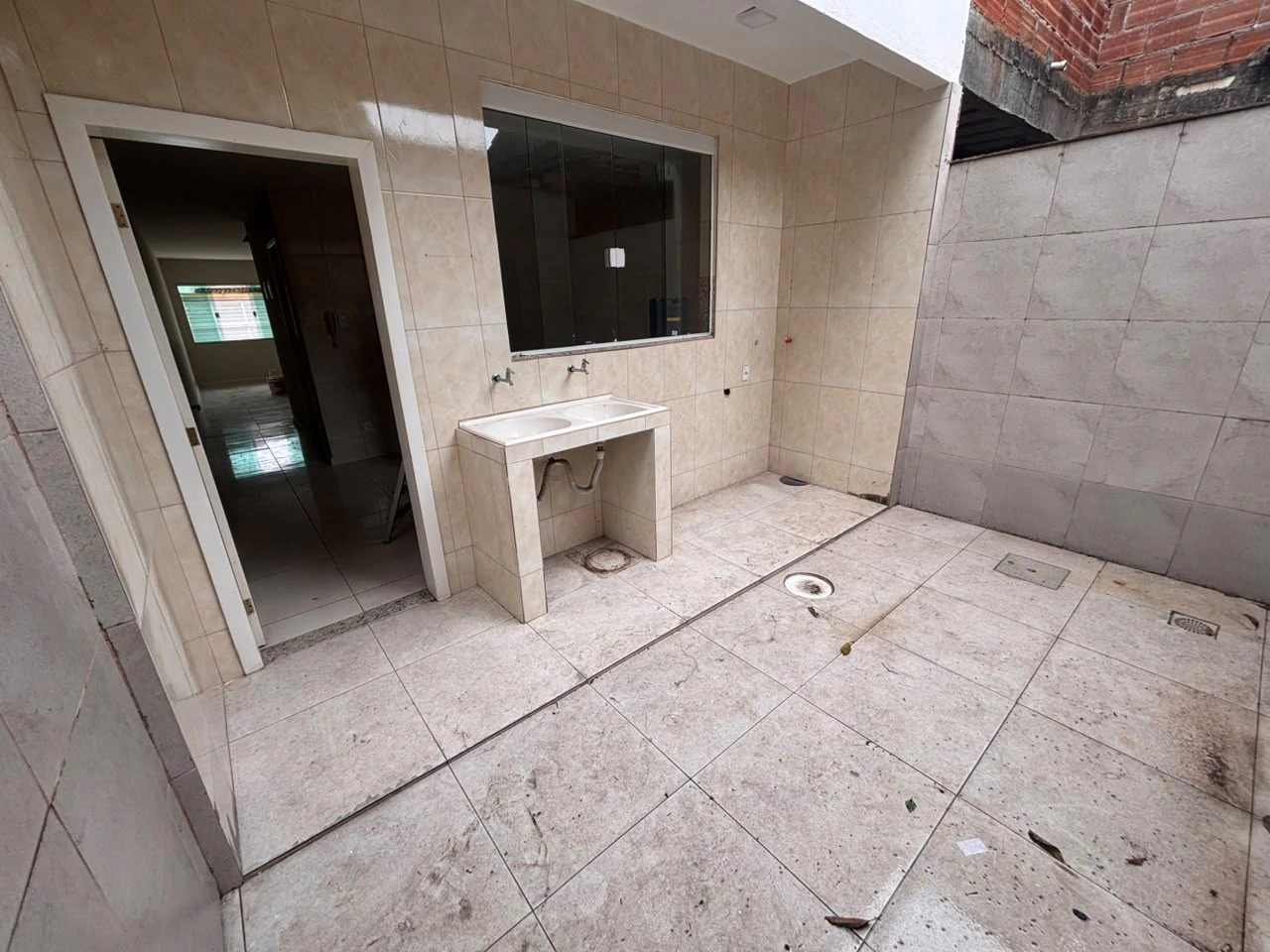 2-bedroom house, both with their own bathrooms, 100 m² — photo 17