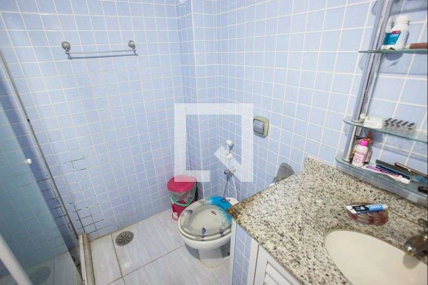 Furnished house with 3 bedrooms and a gas stove kitchen — photo 17