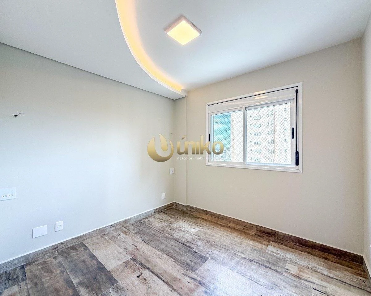 3-bedroom apartment with a washing machine in Curitiba — photo 19
