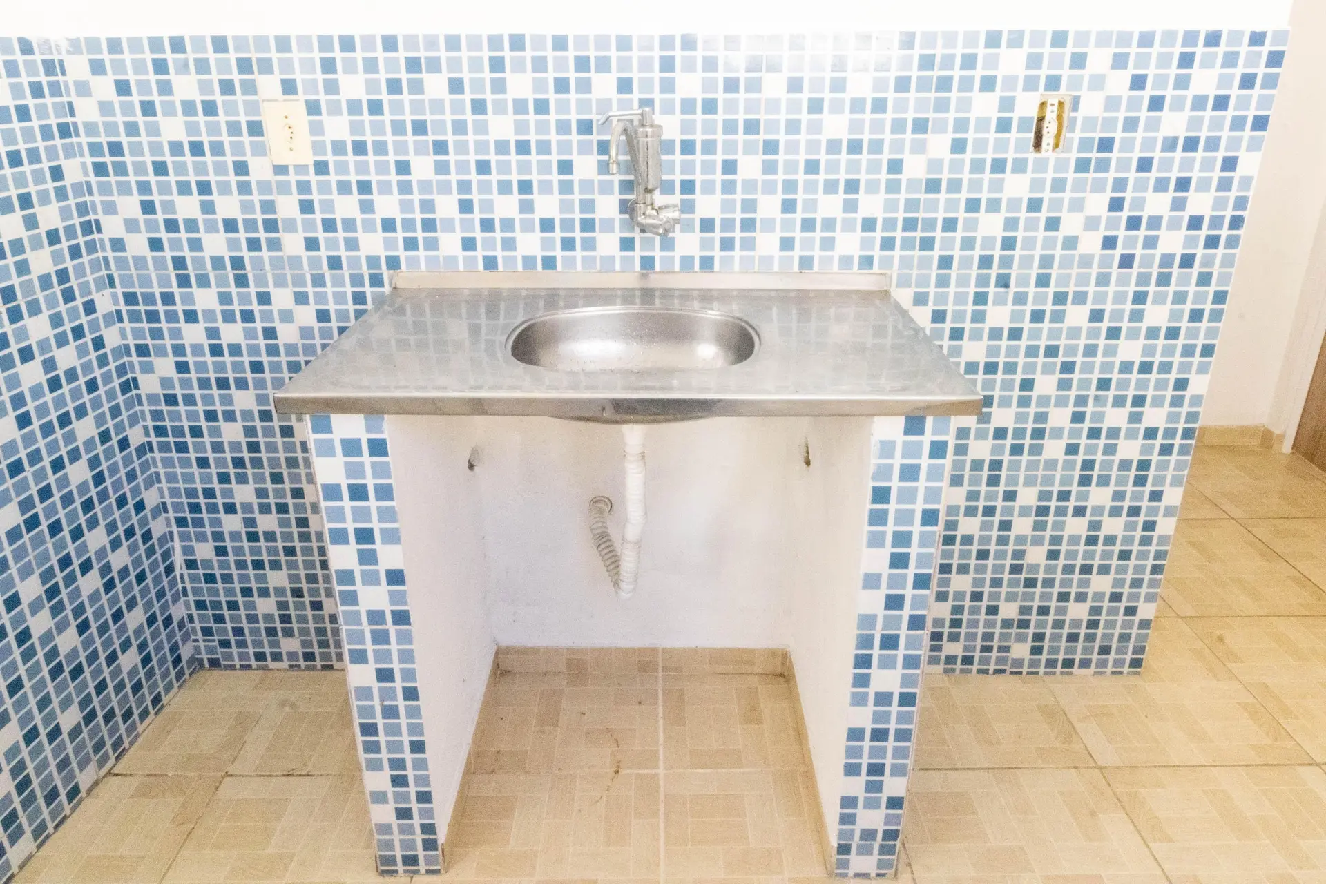 Estúdio com cozinha separada, 1 quarto e 1 banheiro — photo 5