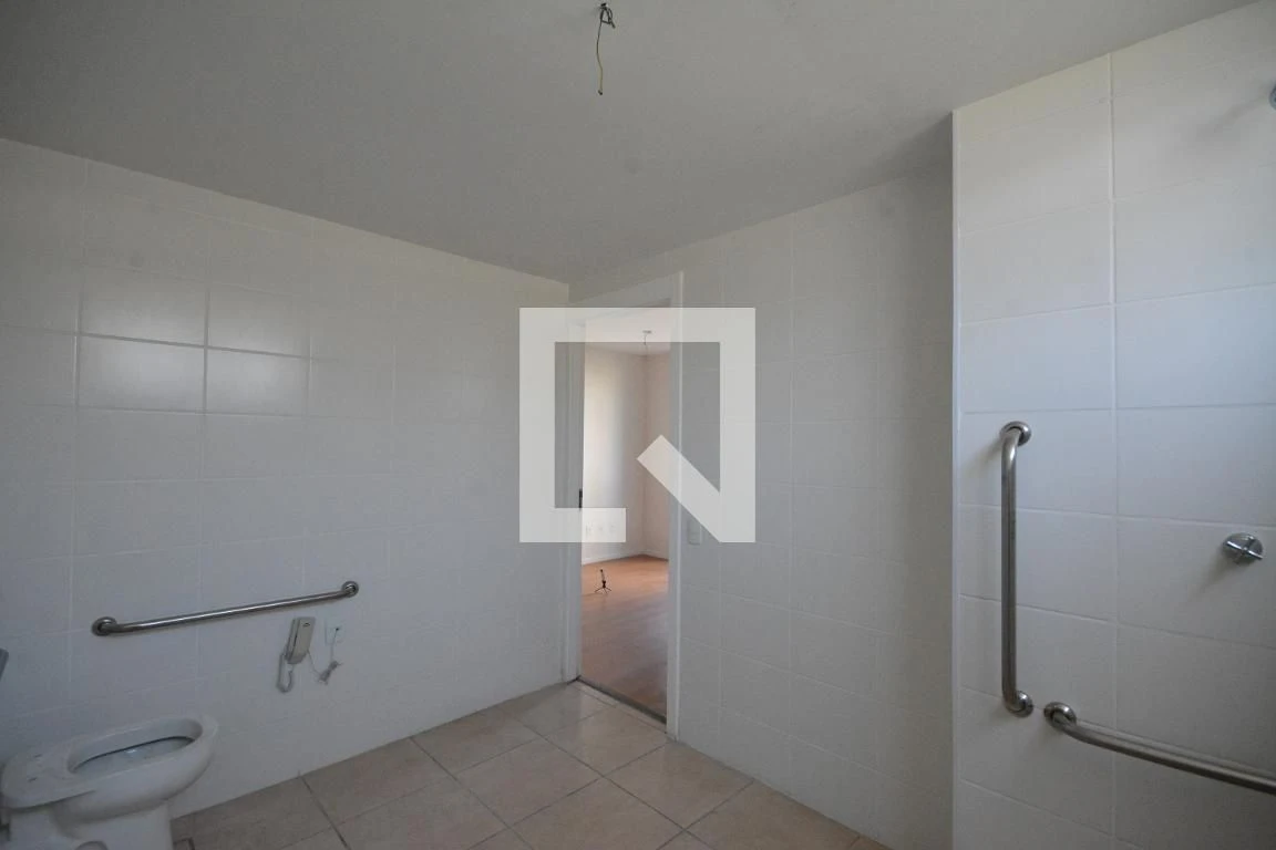 1-bedroom apartment with open-plan kitchen — photo 34