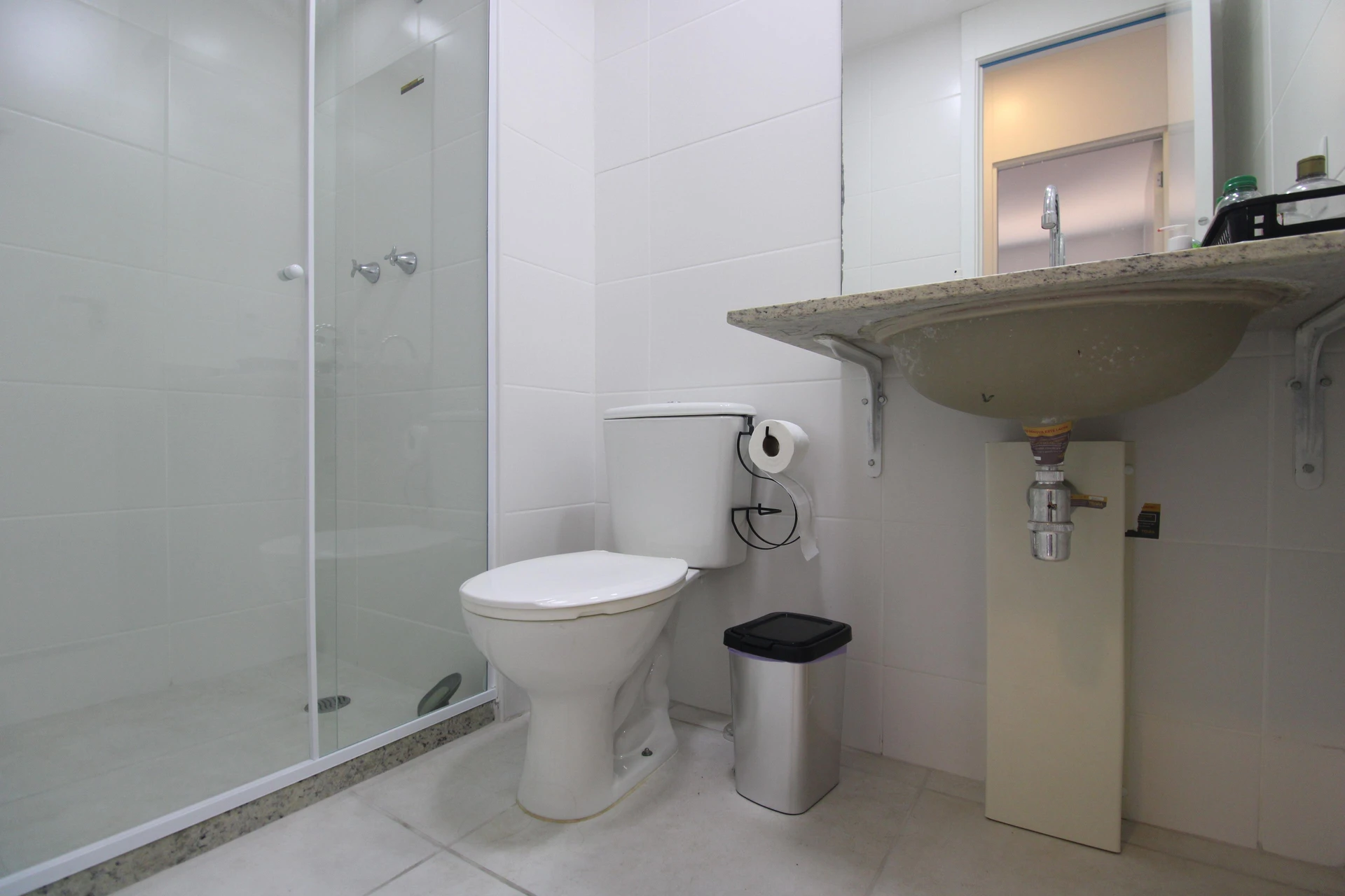 Apartamento mobiliado com 2 quartos e varanda — photo 23