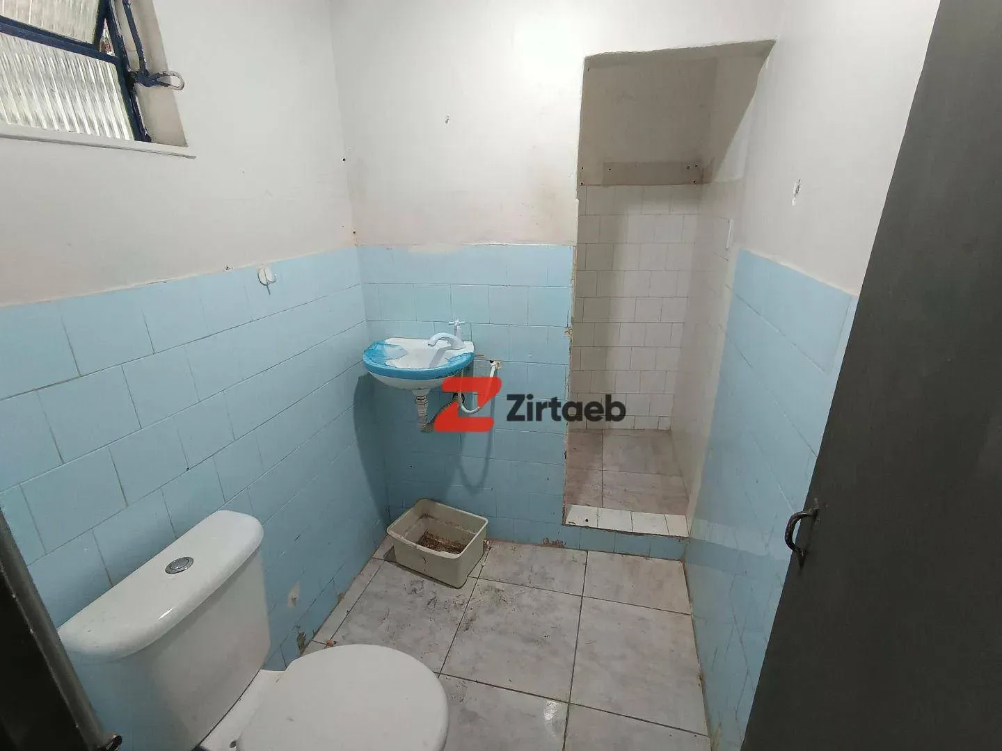 House with 3 bedrooms and 200 m² of tiled floors — photo 8