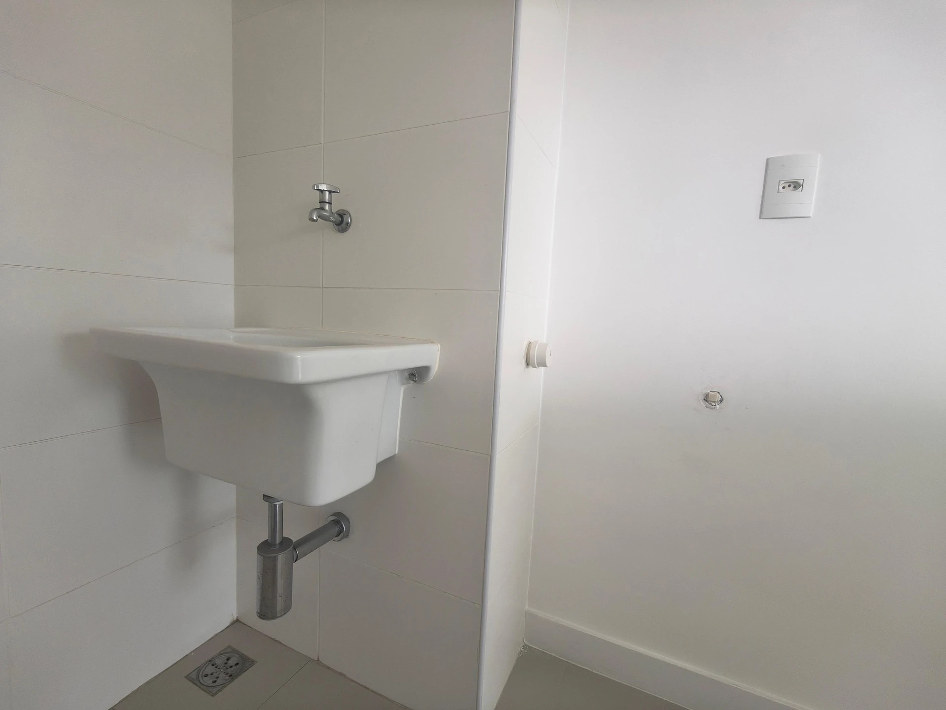 Apartamento, 82 m², com janelas do piso ao teto — photo 18