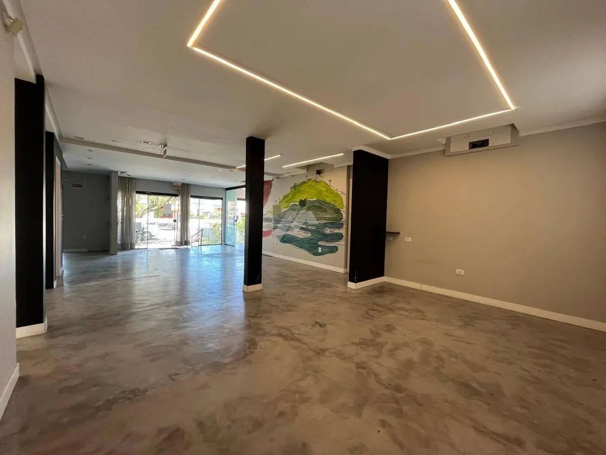 Unfurnished house with a separate kitchen and air conditioning — photo 17