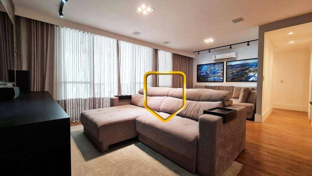 Furnished apartment with 3 en-suite bedrooms and 147 m² — photo 10