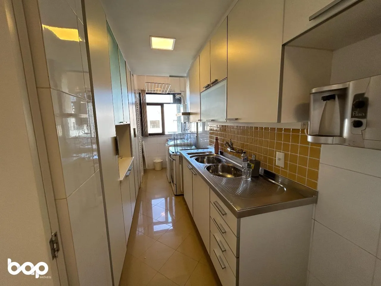 Furnished apartment, 77 m², with a home office — photo 16