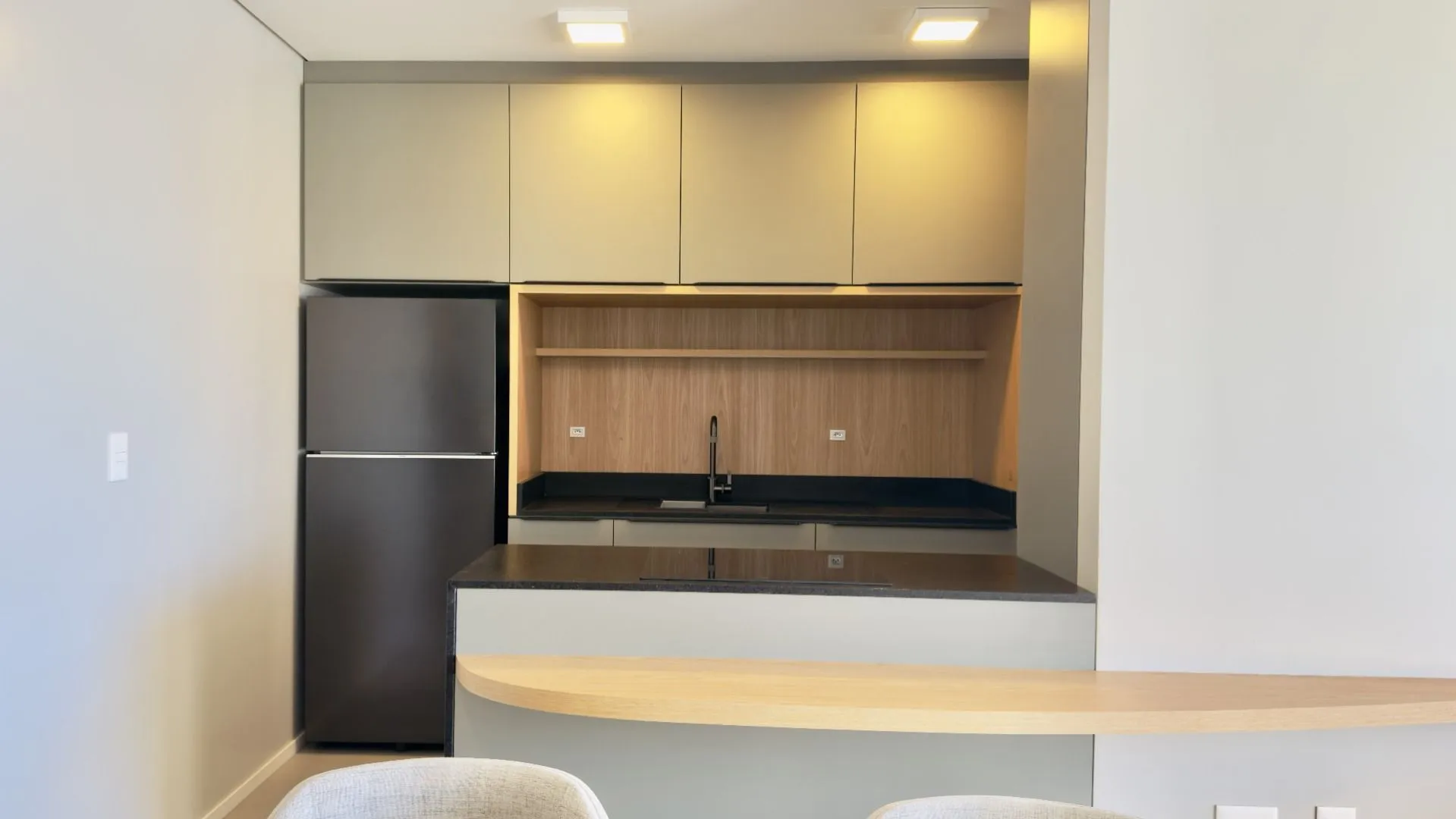 Water view in a 2-bedroom apartment, 110 m²