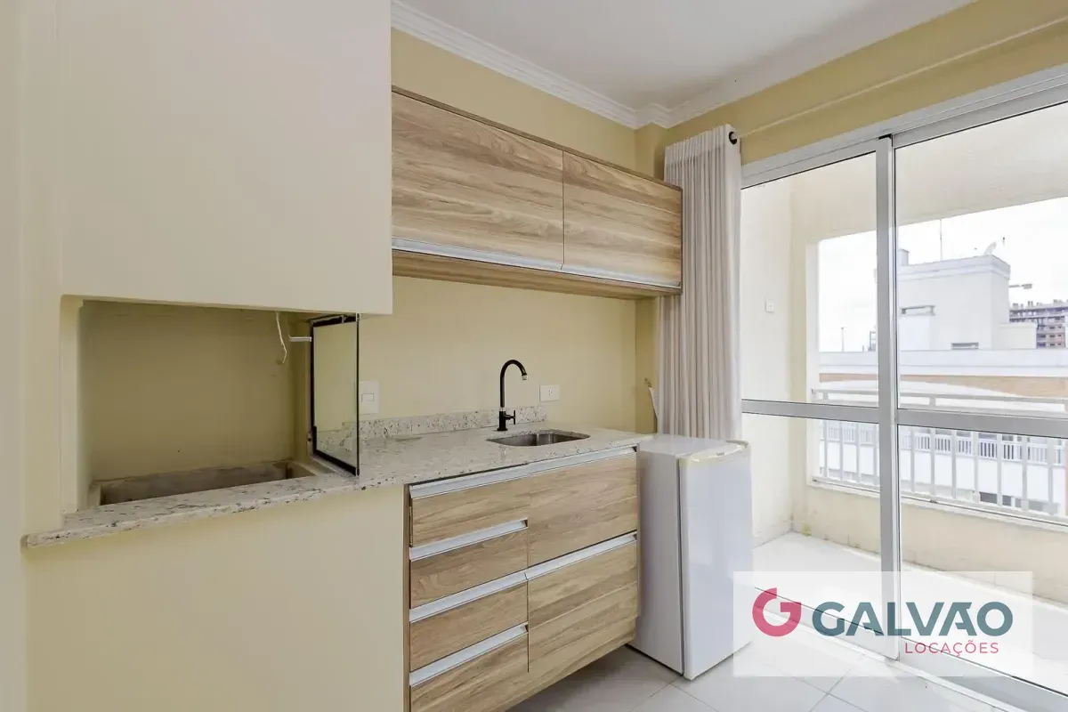 Квартира 185 м² з панорамними вікнами та заскленим балконом — photo 2