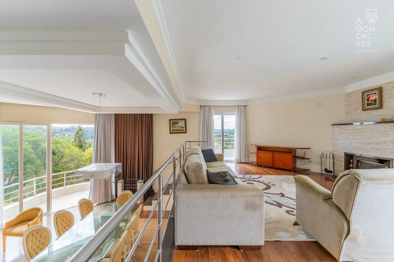 Furnished house with 4 bedrooms and 5 bathrooms