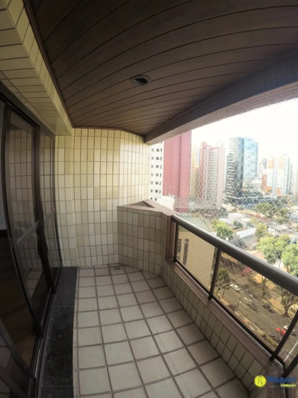 Apartamento de 3 quartos com cozinha a gás e varanda fechada — photo 3