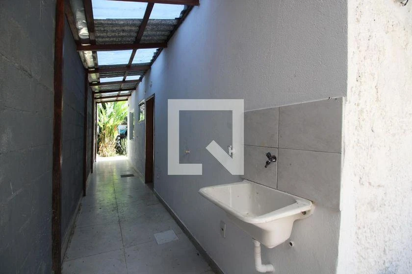 Rental house with 4 bedrooms and 340 m² — photo 45