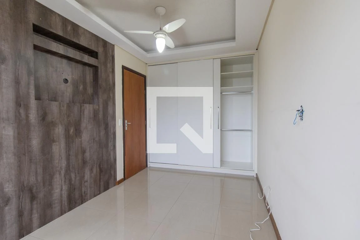 3-bedroom house with a private pool in Curitiba — photo 35