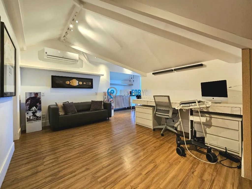 Casa com 4 dormitórios e 5 banheiros, 650 m² — photo 49
