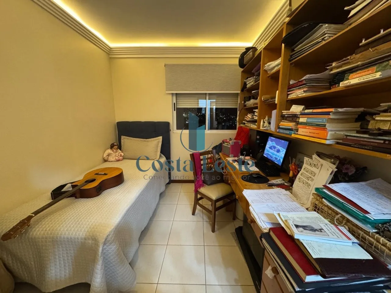 Furnished apartment with 4 bedrooms and 2 en-suites — photo 11