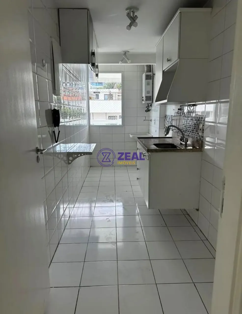 Apartamento de 3 quartos em condomínio com academia — photo 3