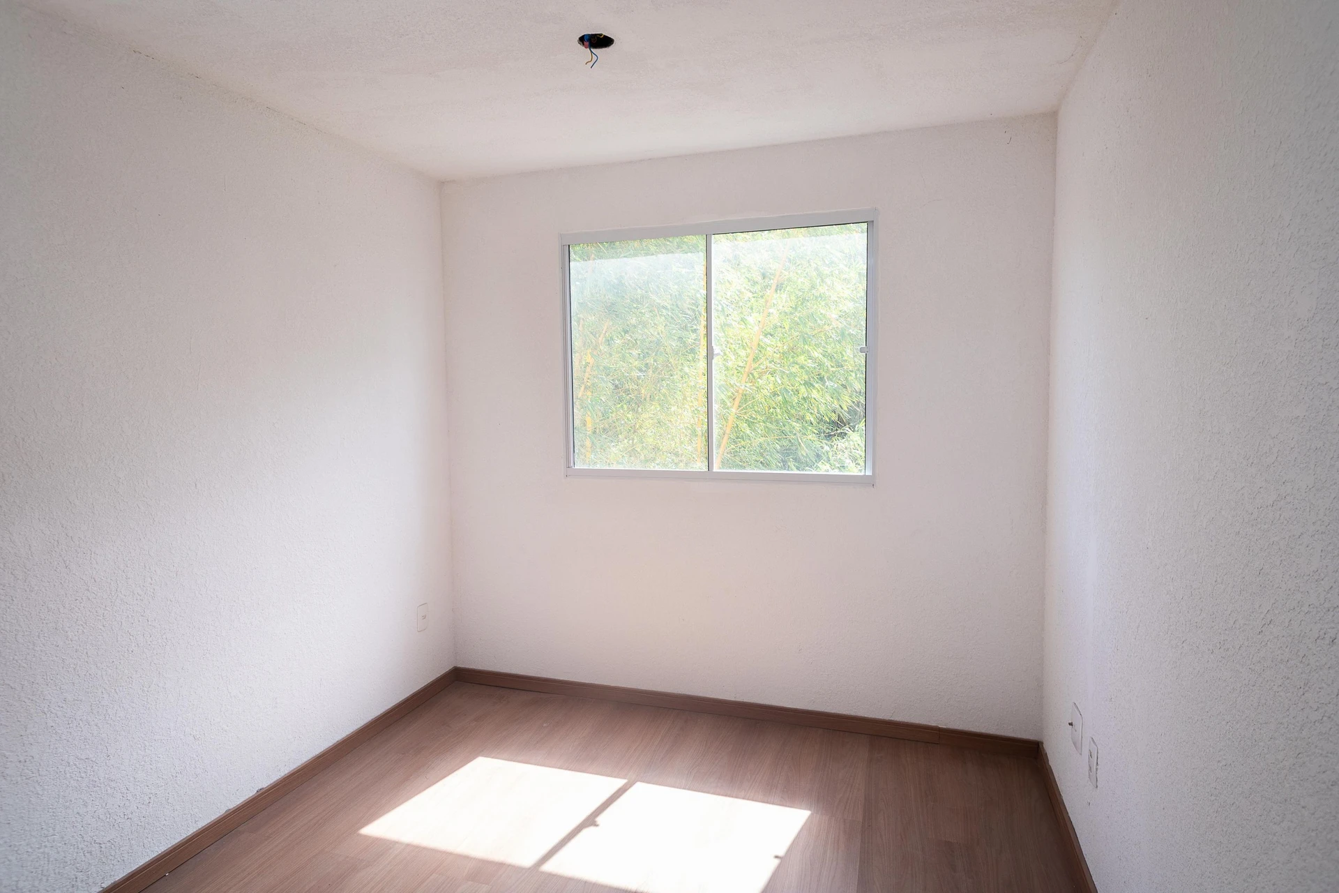 Apartamento sem mobília com 2 quartos e jardim privativo — photo 9