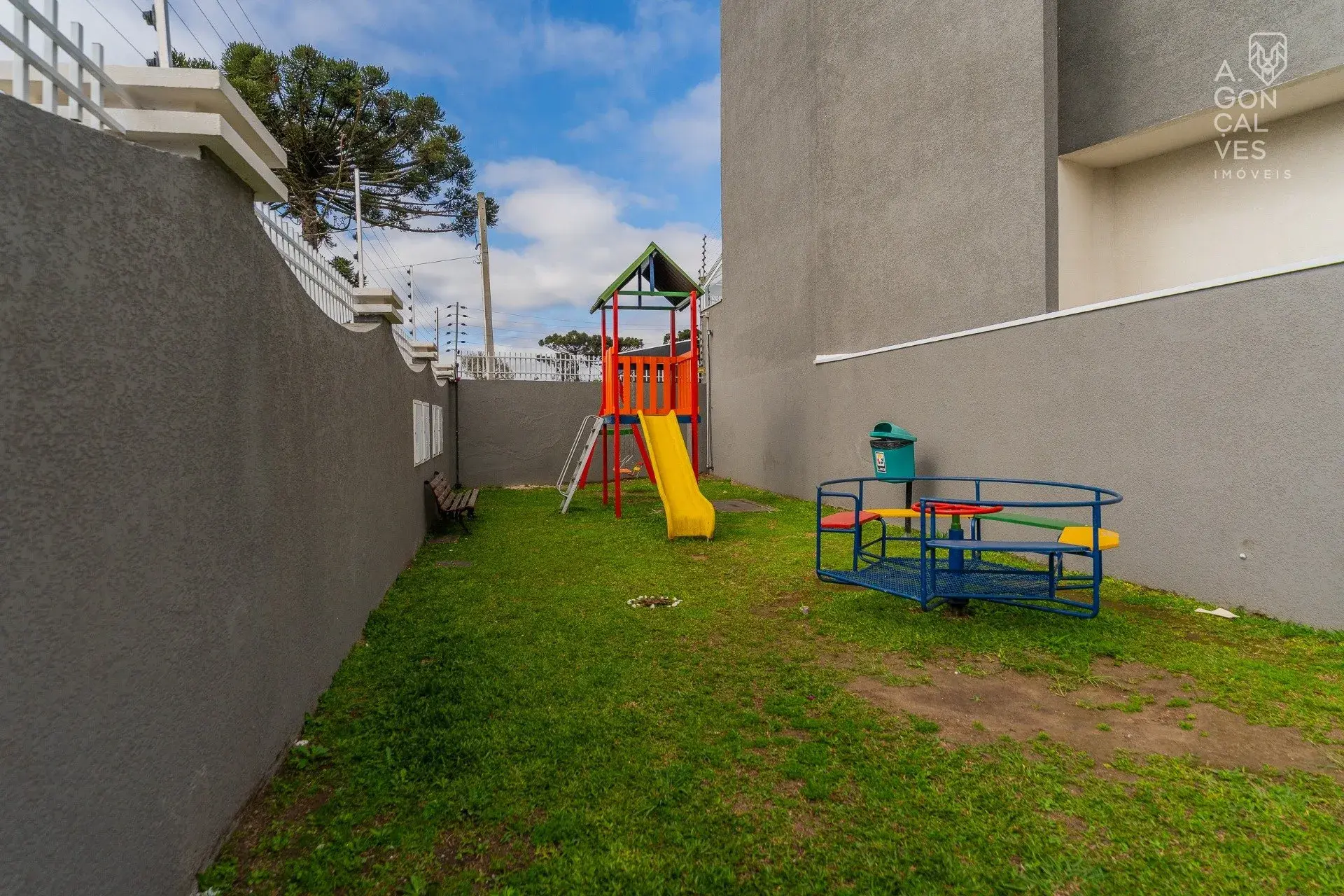 Casa com 3 quartos e 4 banheiros com 3 vagas — photo 29