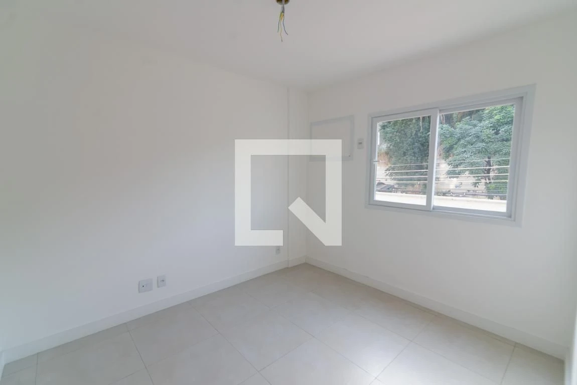 Apartamento com 2 quartos e varanda — photo 41