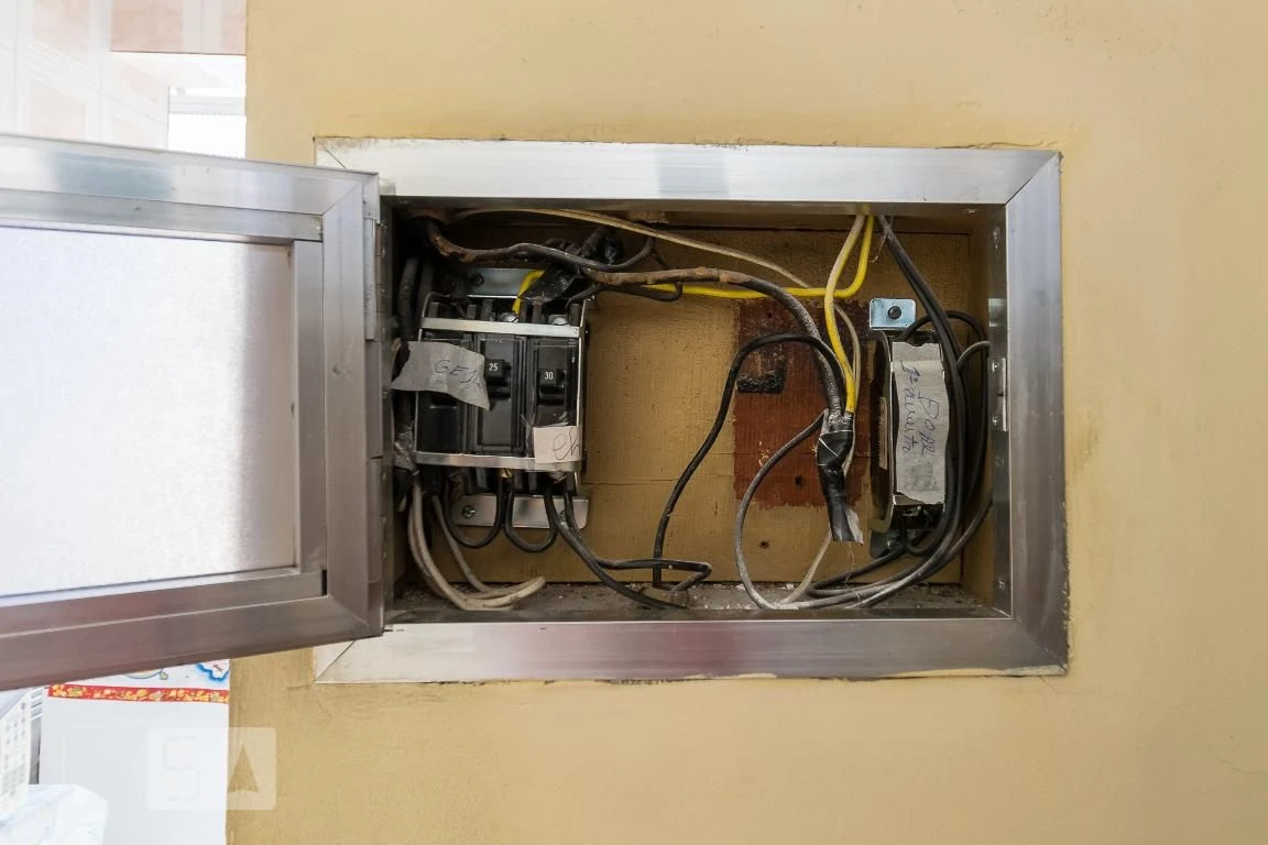 Apartamento de 2 quartos com varanda e cozinha separada — photo 36