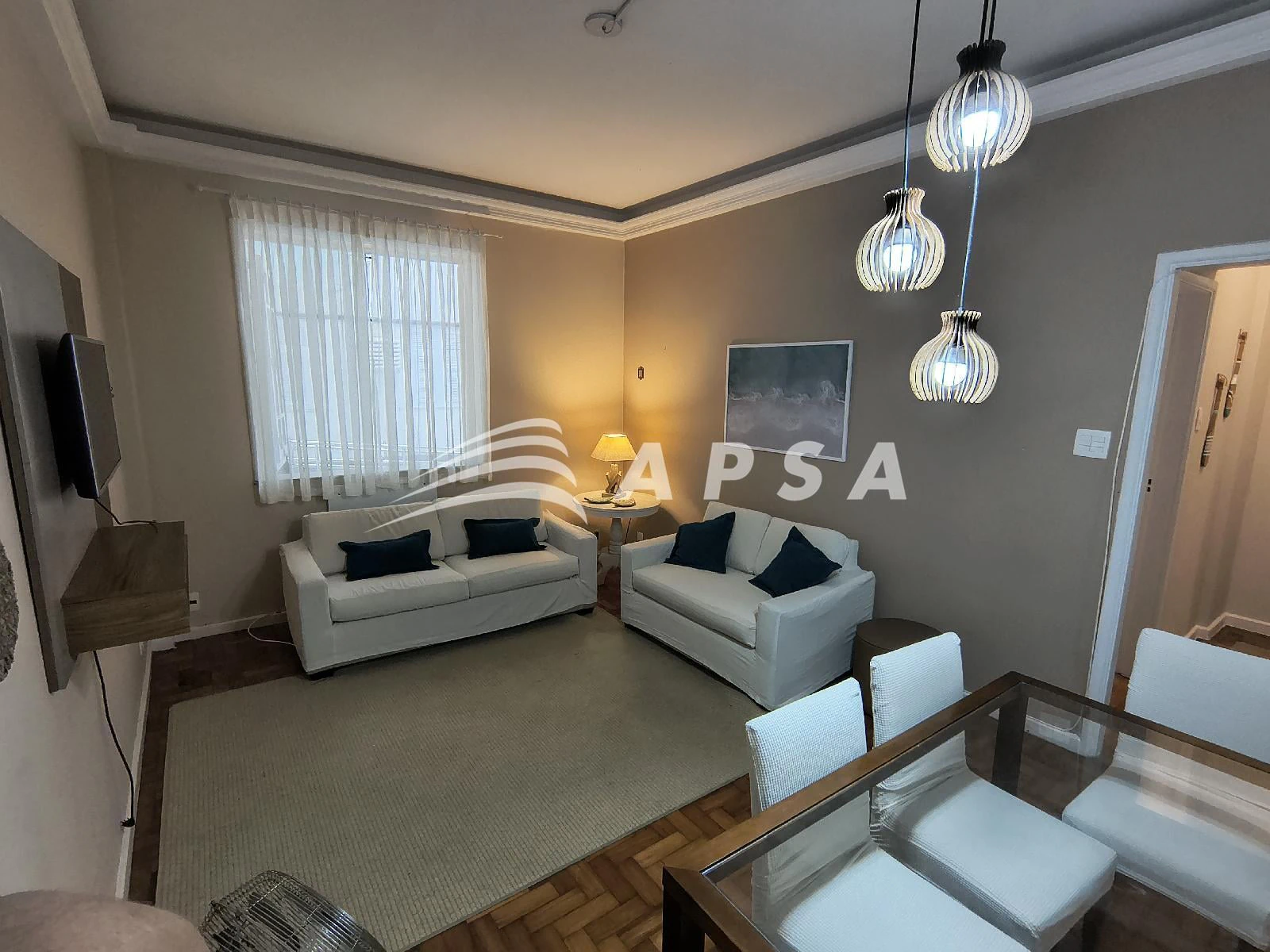 Квартира з 2 спальнями, у будинку є тренажерний зал — photo 16