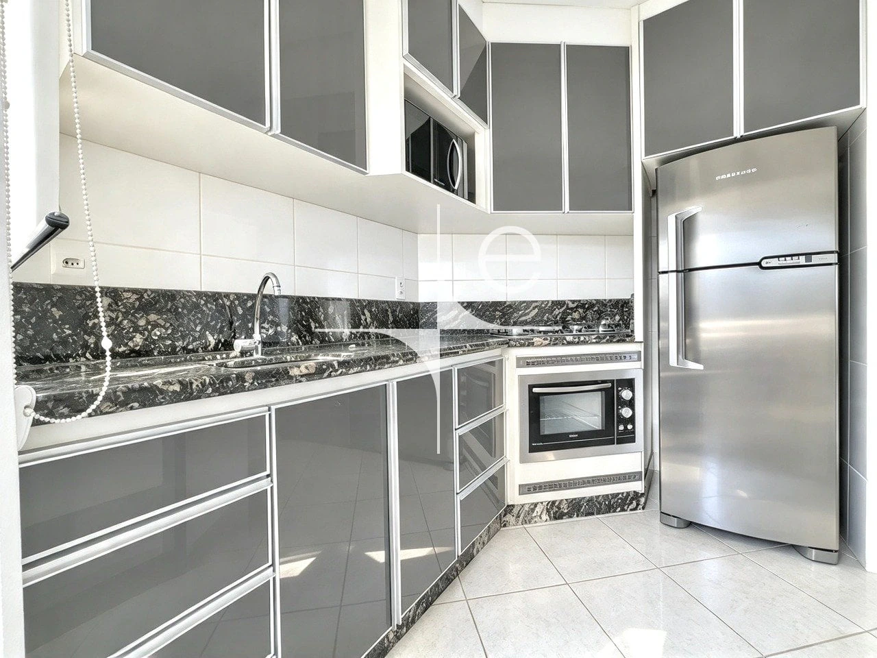 3-bedroom apartment with a water view — photo 12