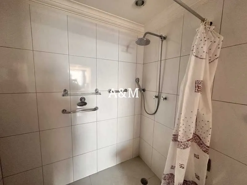 Apartamento mobiliado com 4 quartos e 5 banheiros — photo 14
