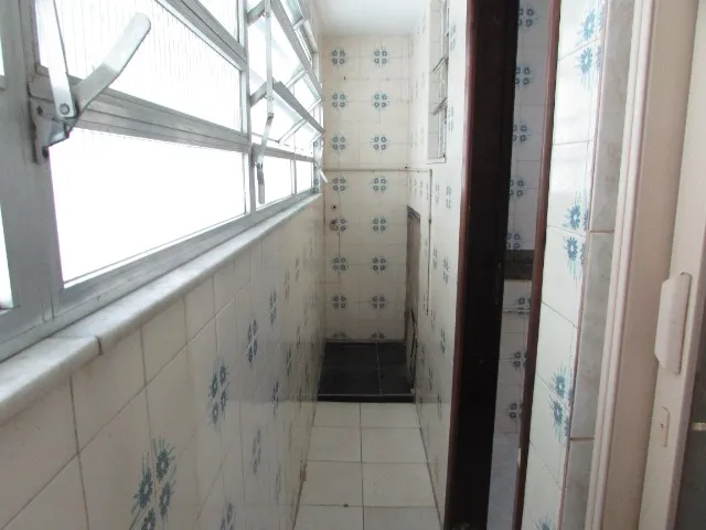 Unfurnished 2-bedroom apartment with 2 bathrooms — photo 9