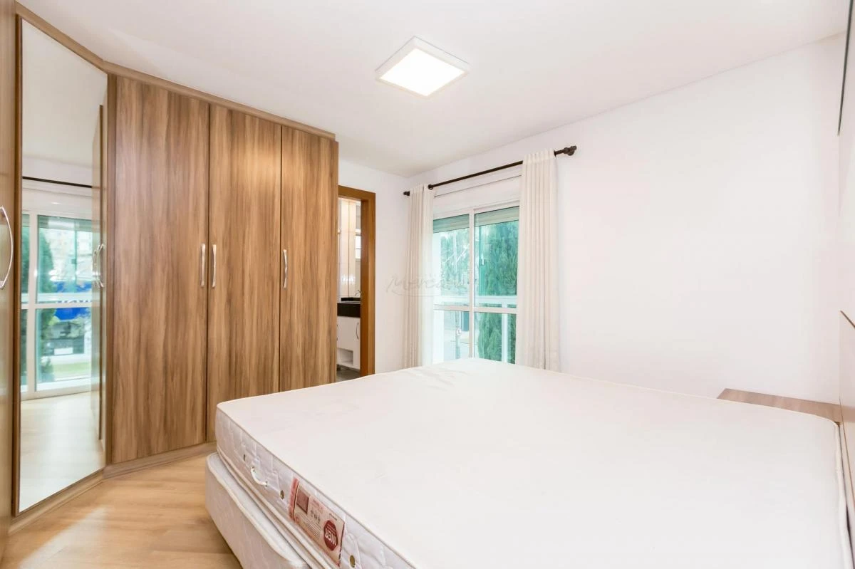 Apartment, 72 m², with a glass-enclosed balcony — photo 11