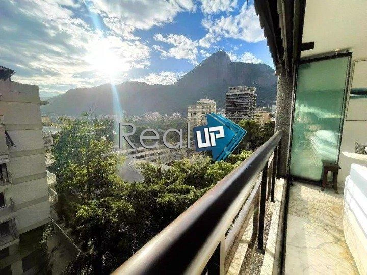 Furnished penthouse with 162 m² and 4 bedrooms — photo 28