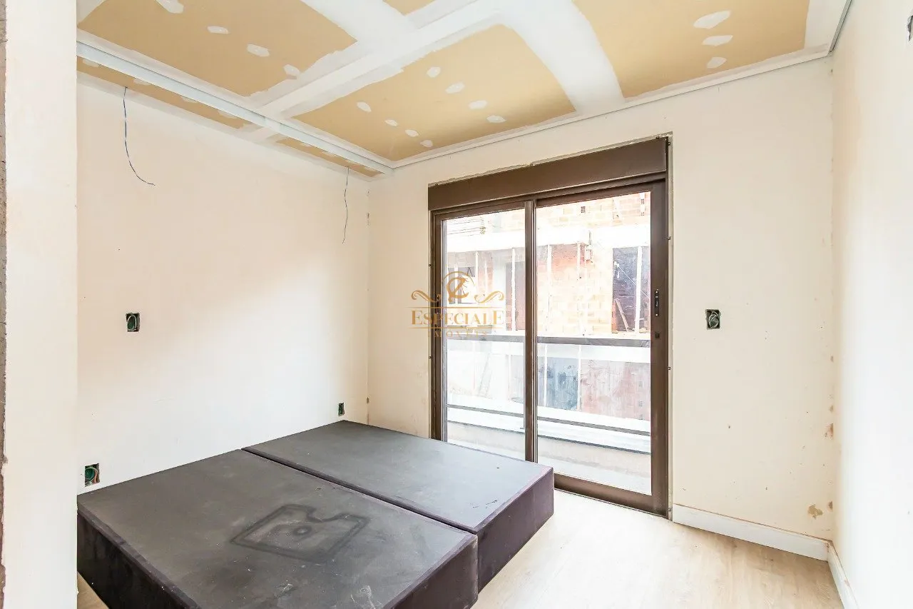 House with 3 bedrooms and a balcony in a gated community — photo 8