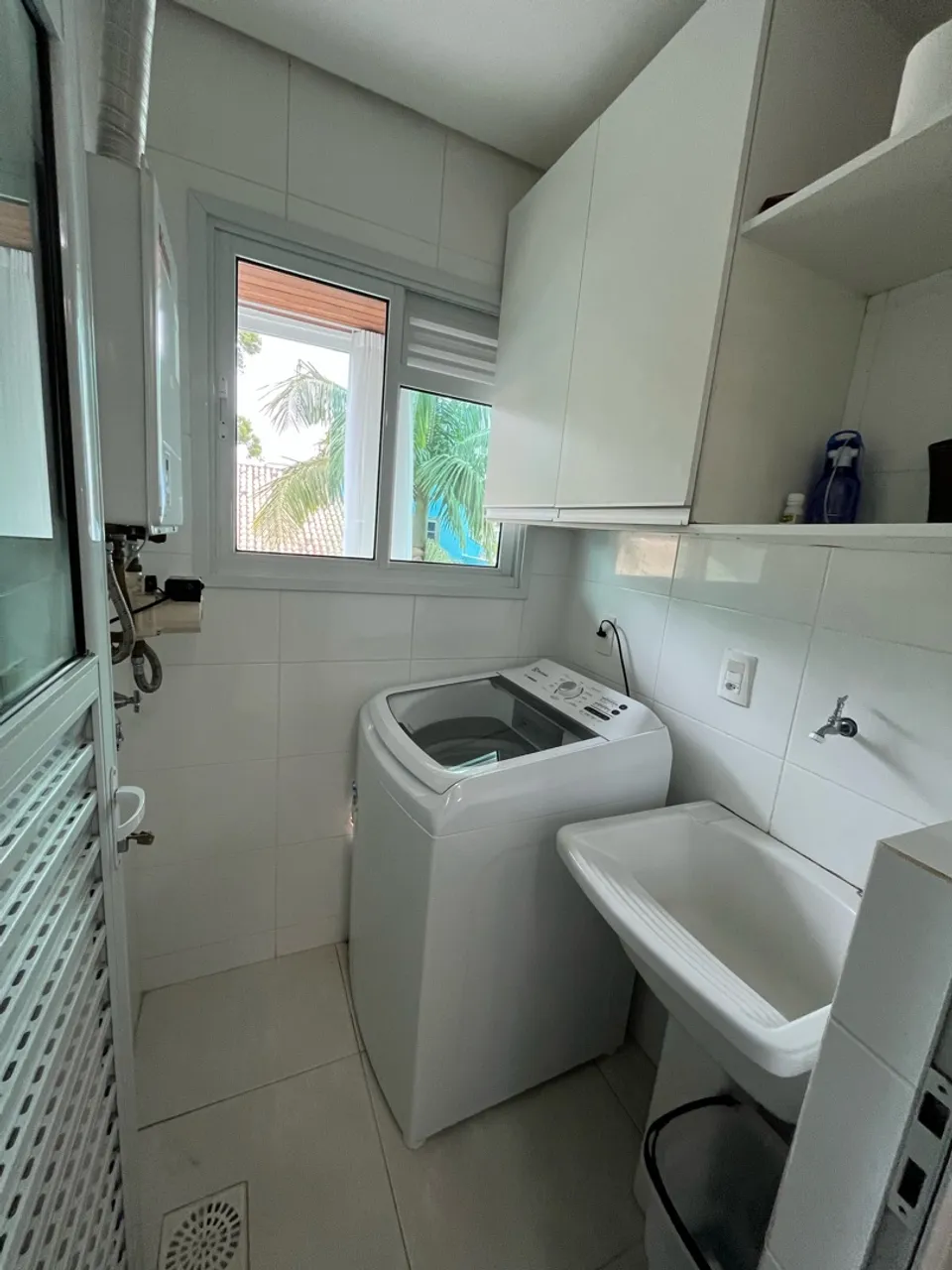 Washing machine in a 2-bedroom apartment, 120 m² — photo 6
