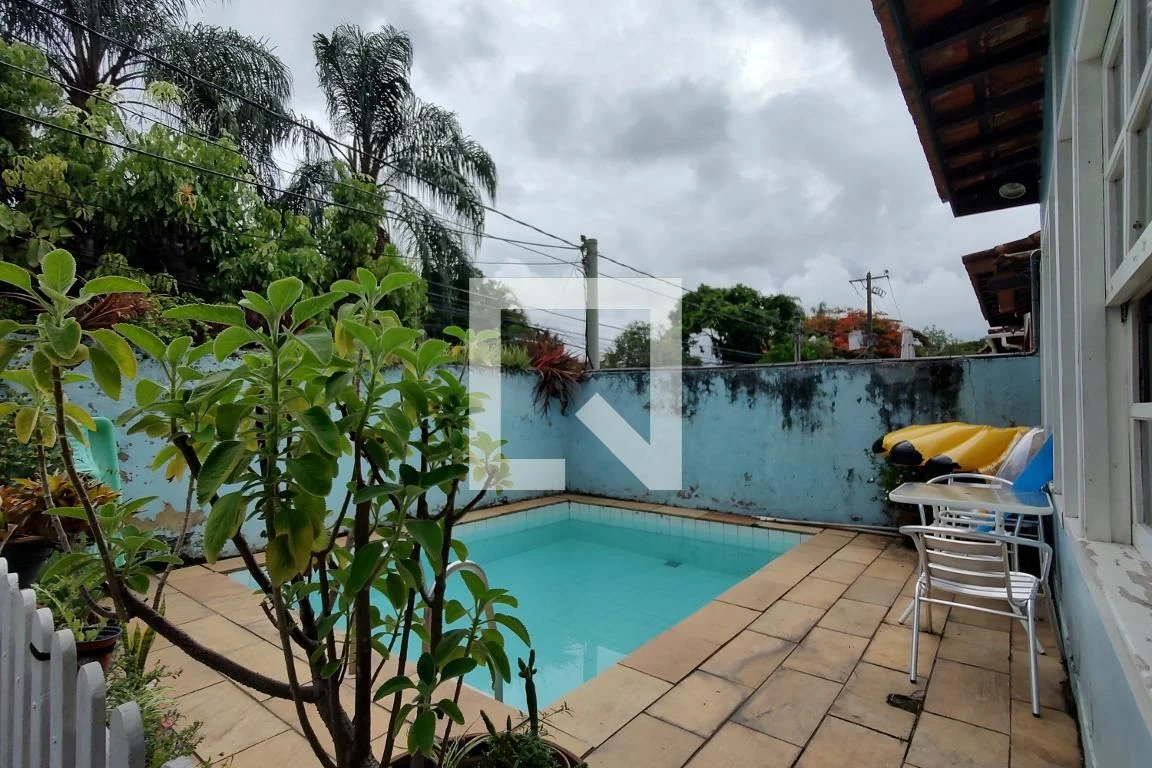 Furnished house with 3 bedrooms, private garden and 2 spots — photo 17